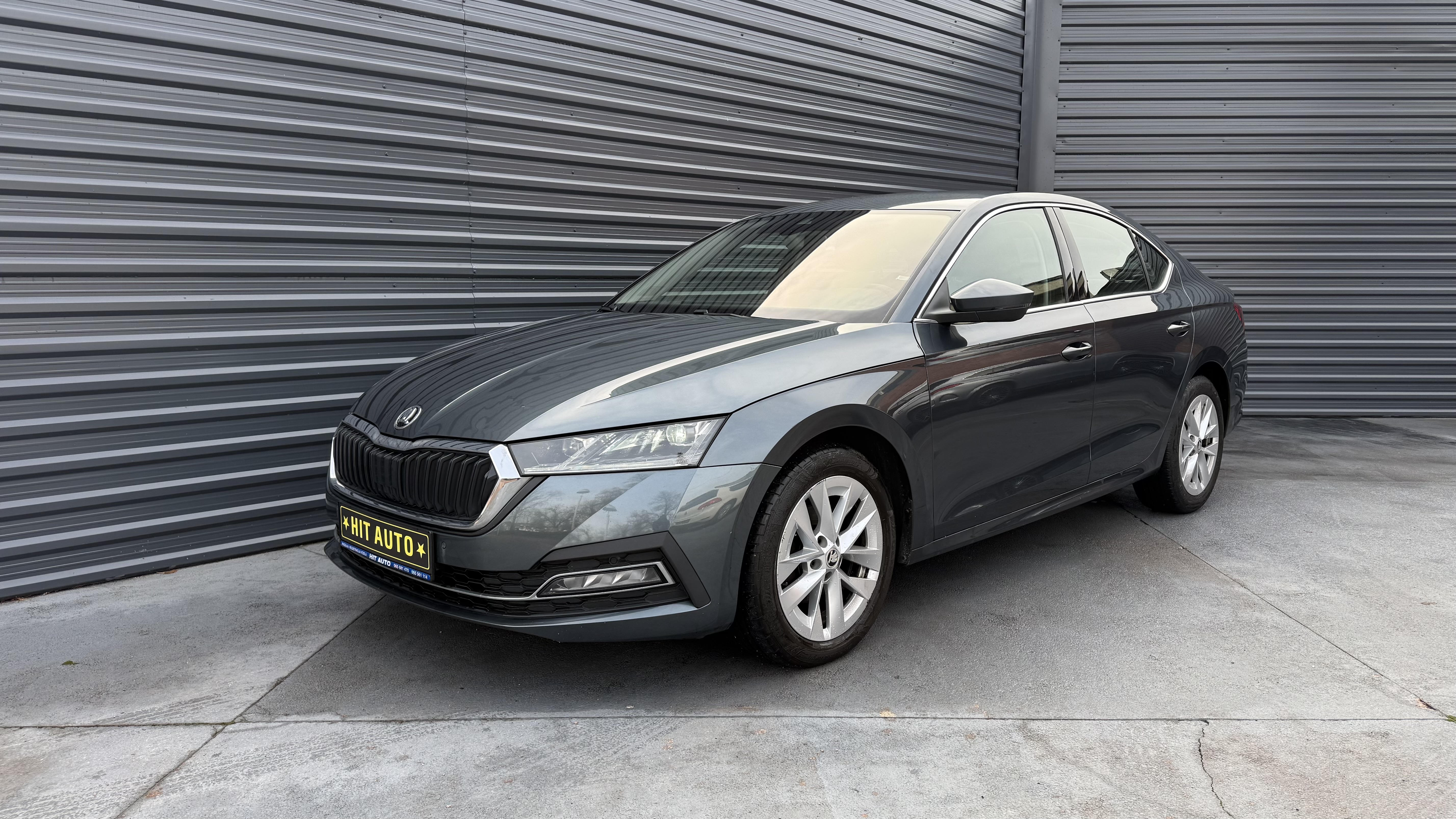 #auto alt preko naziva slike